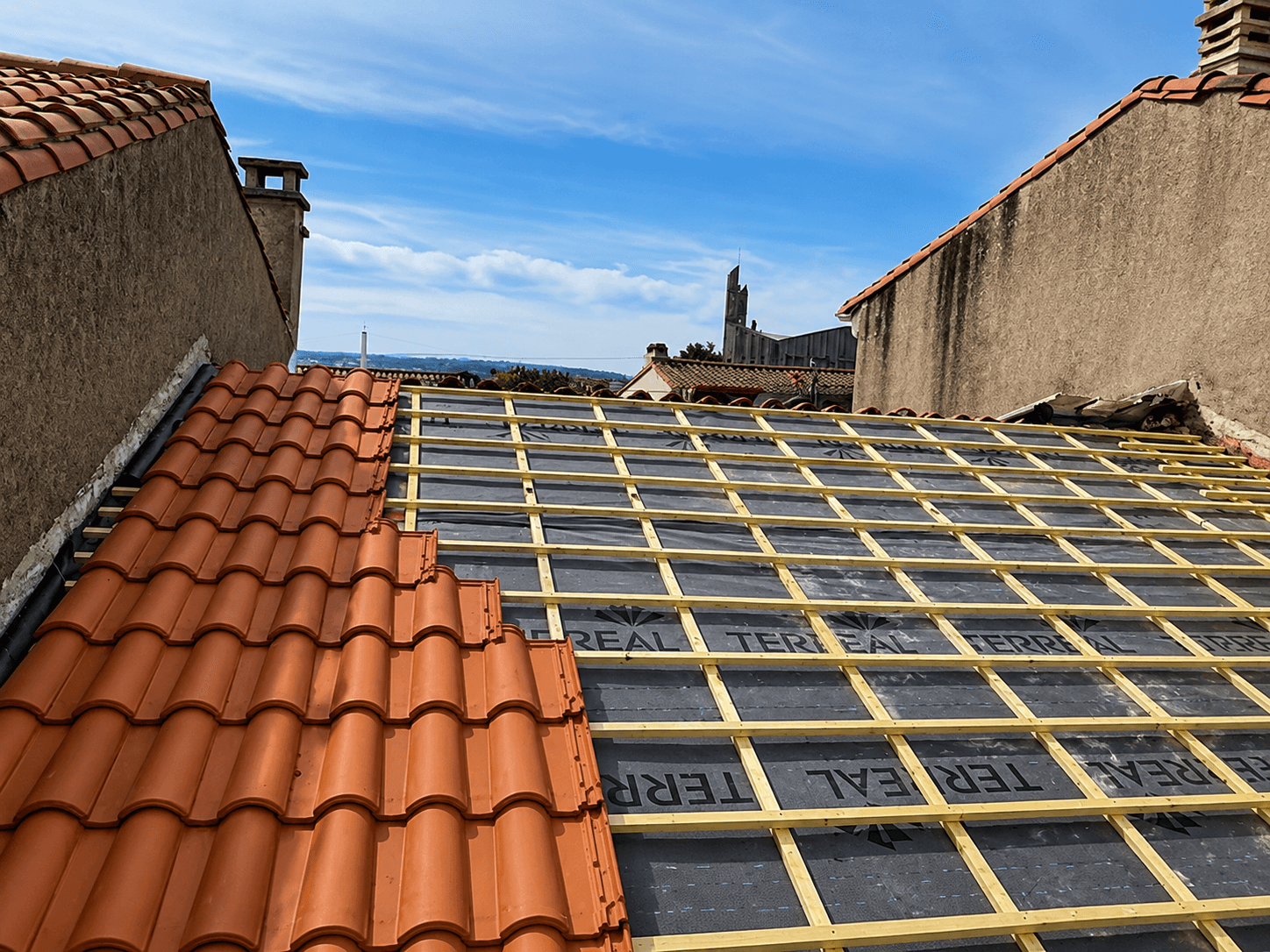 Visuel de démonstration d’une toiture en tuiles en rénovation
